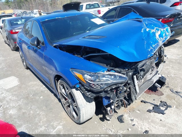 Salvage Kia Stinger Image