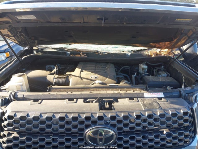 Toyota Tundra Sr5