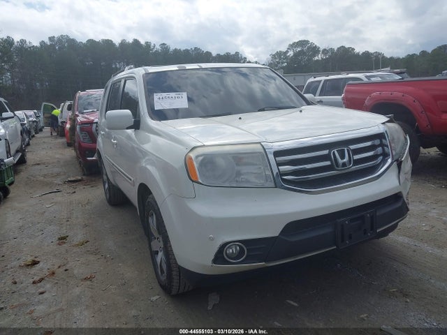 Salvage Honda Pilot Image