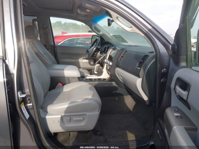 Toyota Sequoia Limited 5.7l V8
