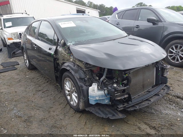 Salvage Toyota Corolla Image