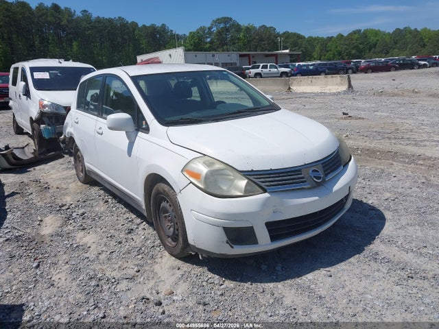 Salvage Nissan Versa Image