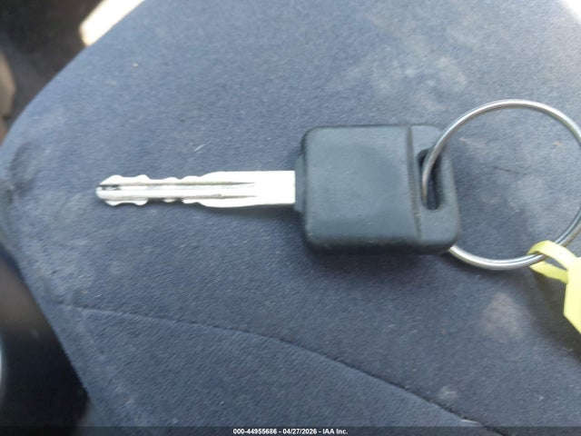 Nissan Versa 1.8s