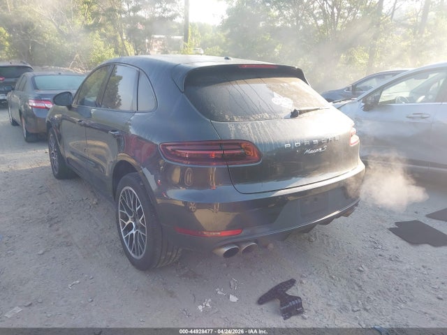 Porsche Macan S