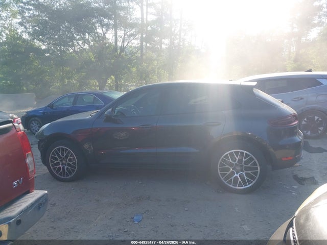 Porsche Macan S