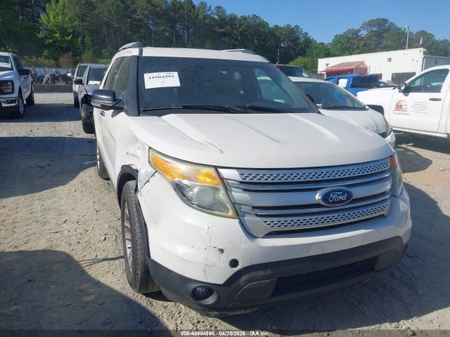 Salvage Ford Explorer Image