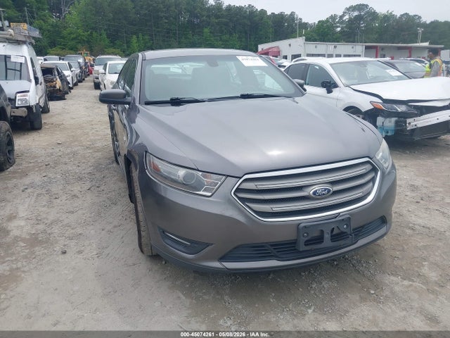 Salvage Ford Taurus Image