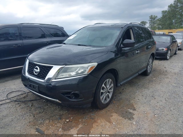 Nissan Pathfinder Sv