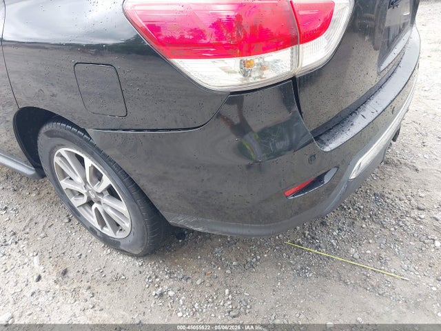 Nissan Pathfinder Sv