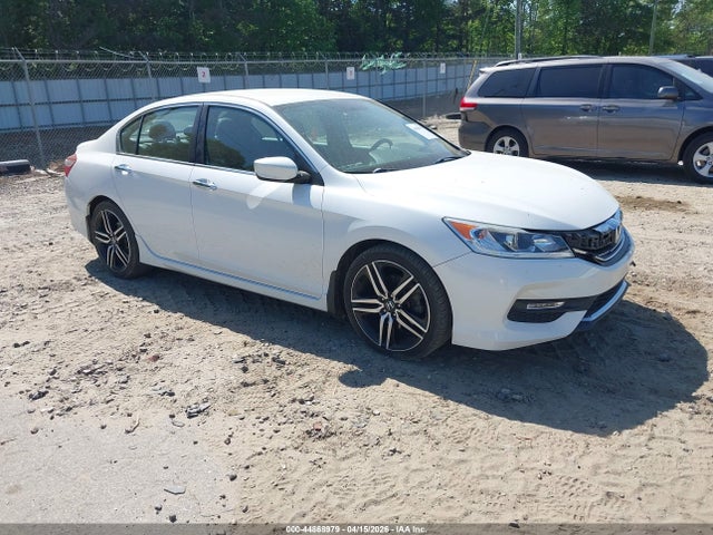 Salvage Honda Accord Image