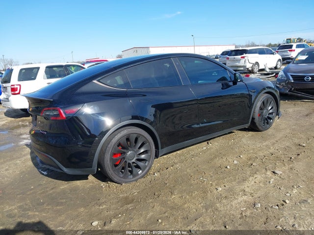 Tesla Model Y Performance Dual Motor All-wheel Drive