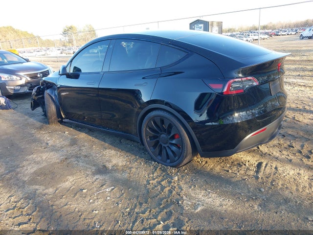 Tesla Model Y Performance Dual Motor All-wheel Drive