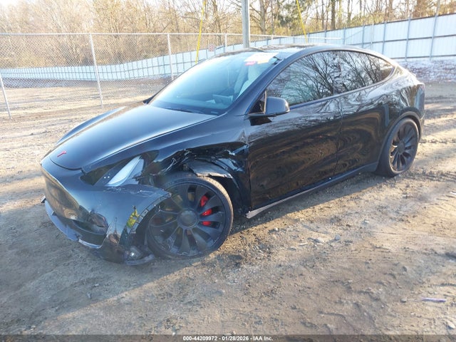 Tesla Model Y Performance Dual Motor All-wheel Drive