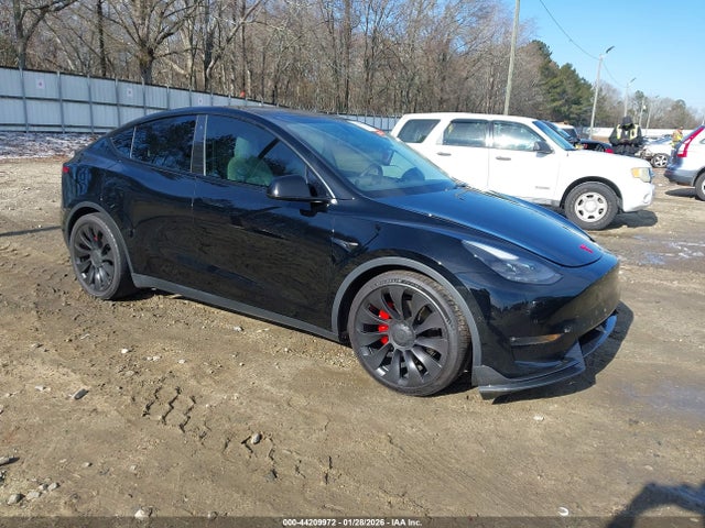 Salvage Tesla Model Y Image