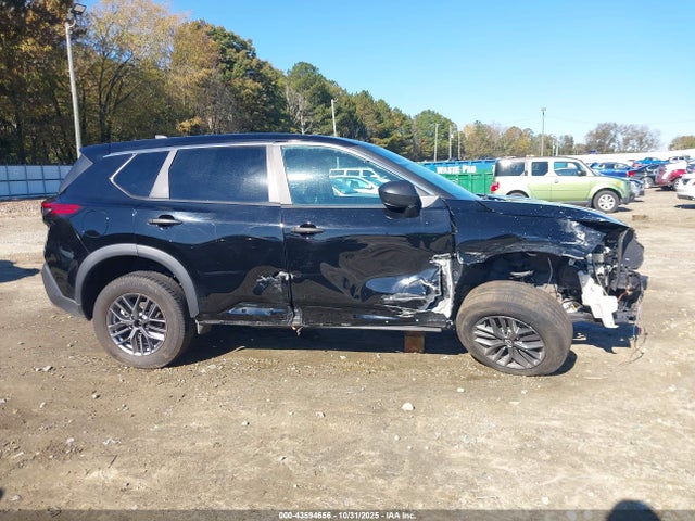 Nissan Rogue S Intelligent Awd