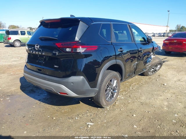 Nissan Rogue S Intelligent Awd