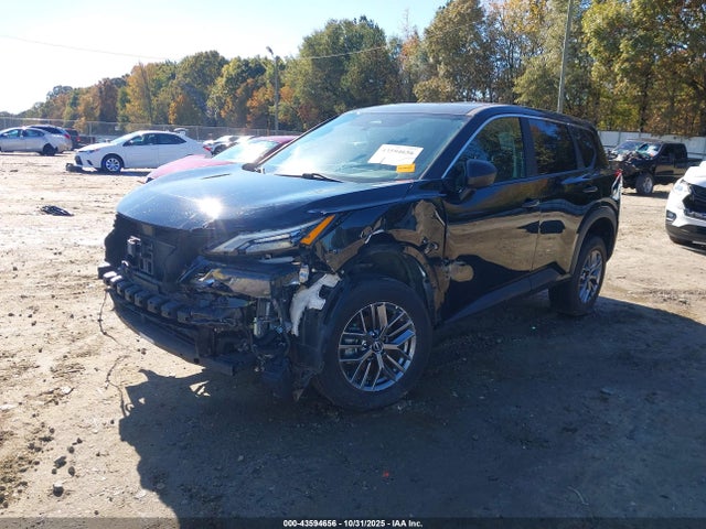 Nissan Rogue S Intelligent Awd