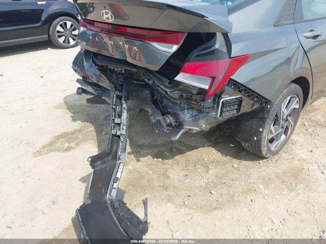 Hyundai ELANTRA Sel Sport