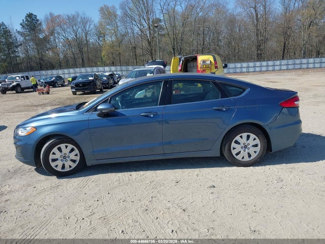 Ford Fusion S