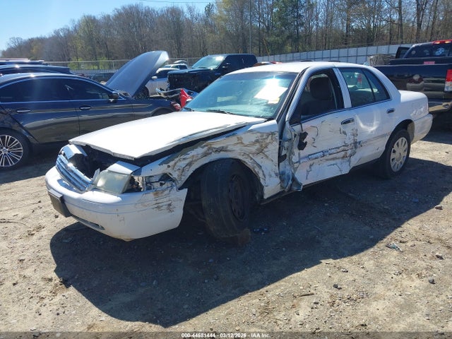 Ford Crown Victoria