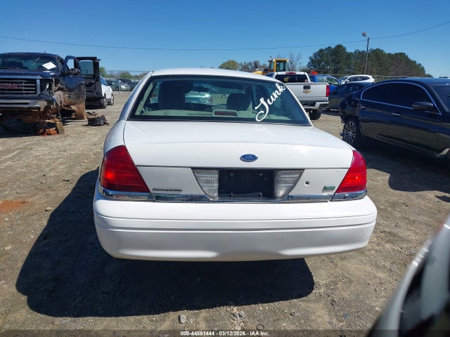 Ford Crown Victoria