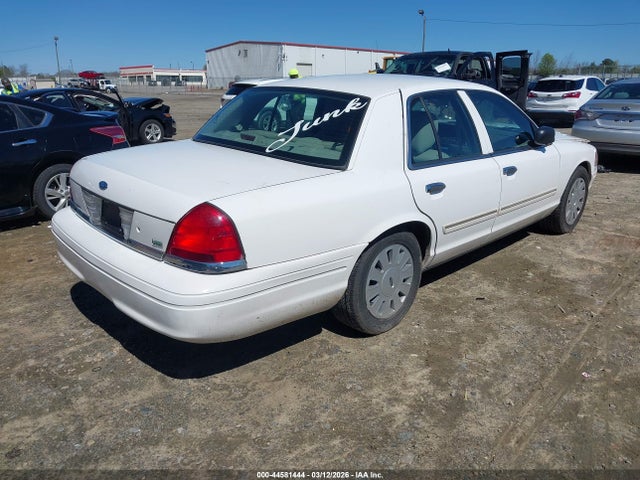 Ford Crown Victoria