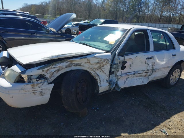 Ford Crown Victoria