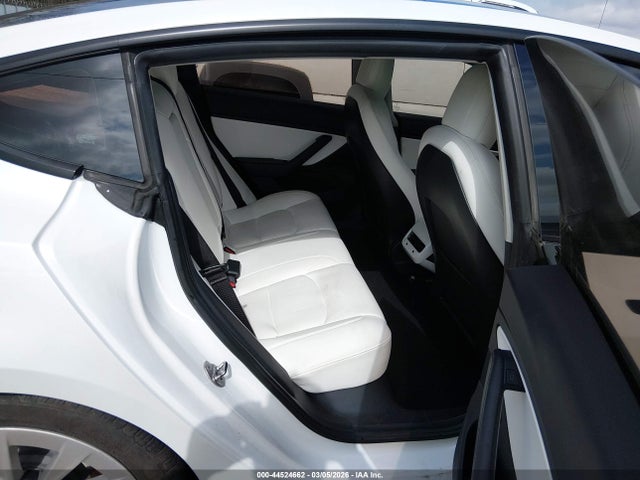 Tesla Model 3 Standard Range Plus Rear-wheel Drive