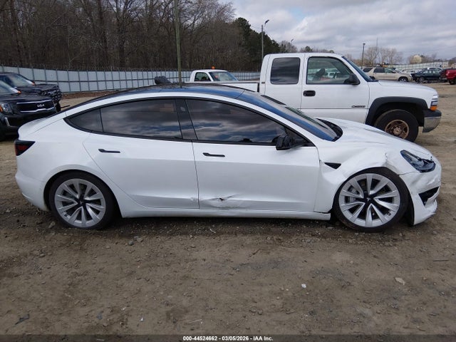 Tesla Model 3 Standard Range Plus Rear-wheel Drive