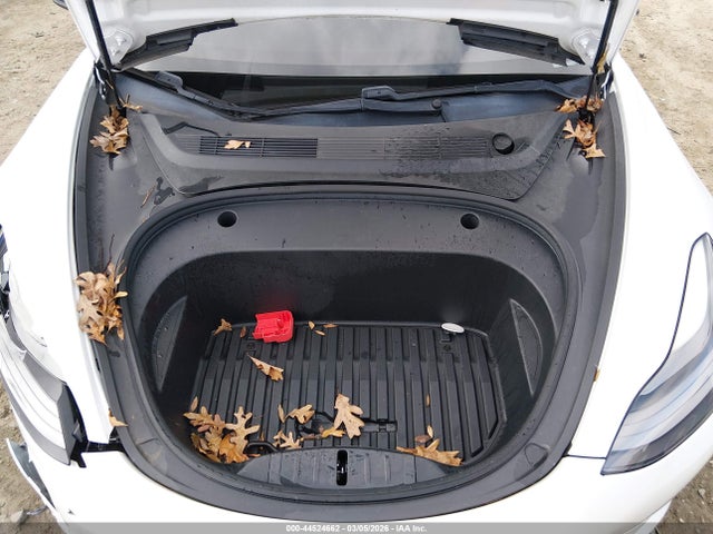 Tesla Model 3 Standard Range Plus Rear-wheel Drive