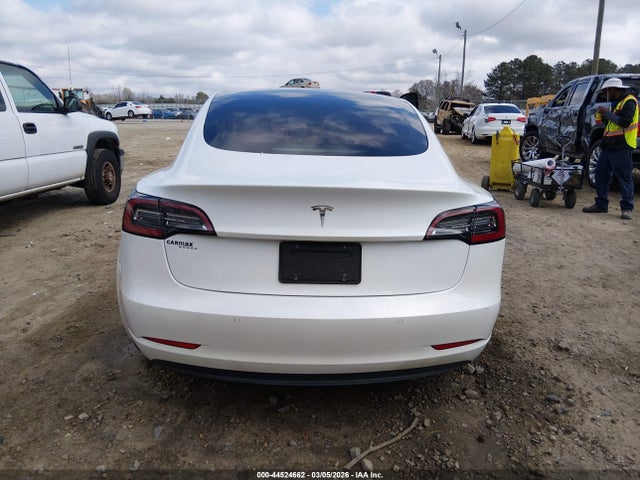Tesla Model 3 Standard Range Plus Rear-wheel Drive