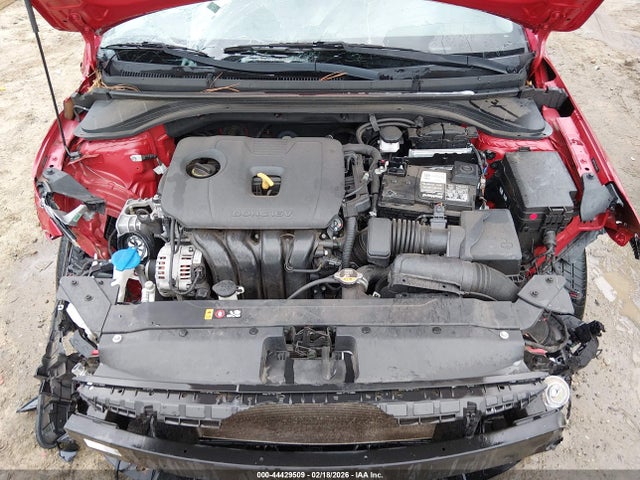 Hyundai ELANTRA Sel