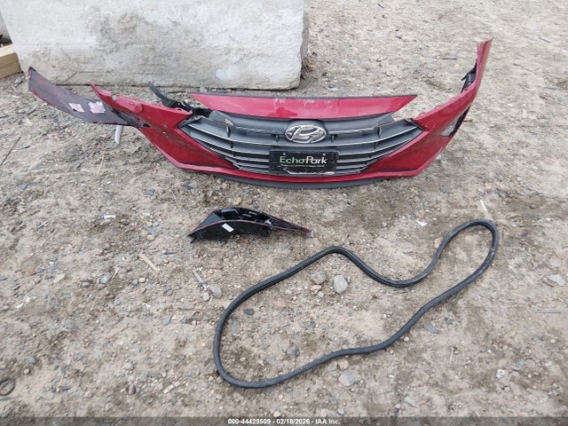 Hyundai ELANTRA Sel