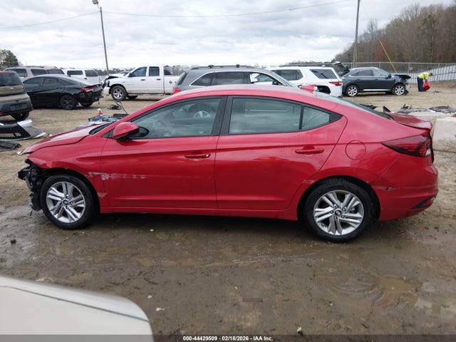 Hyundai ELANTRA Sel