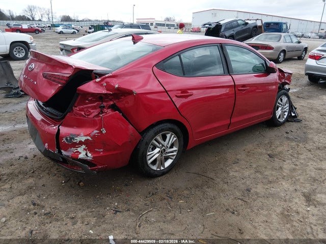 Hyundai ELANTRA Sel
