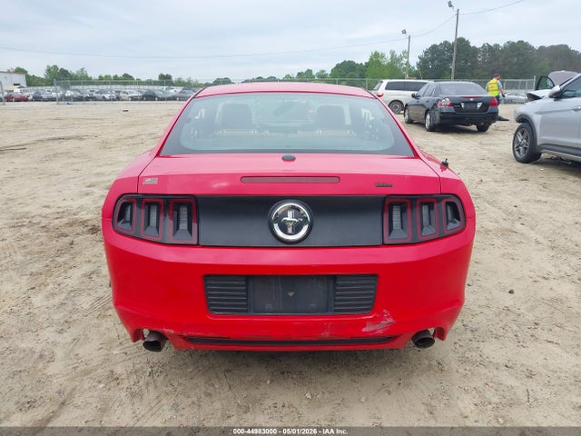 Ford Mustang V6 Premium