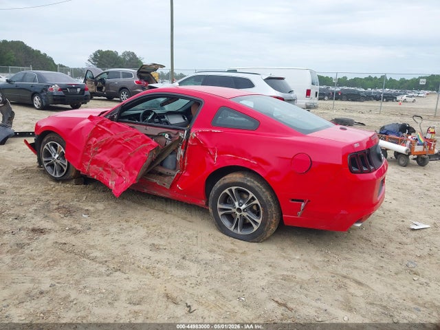 Ford Mustang V6 Premium