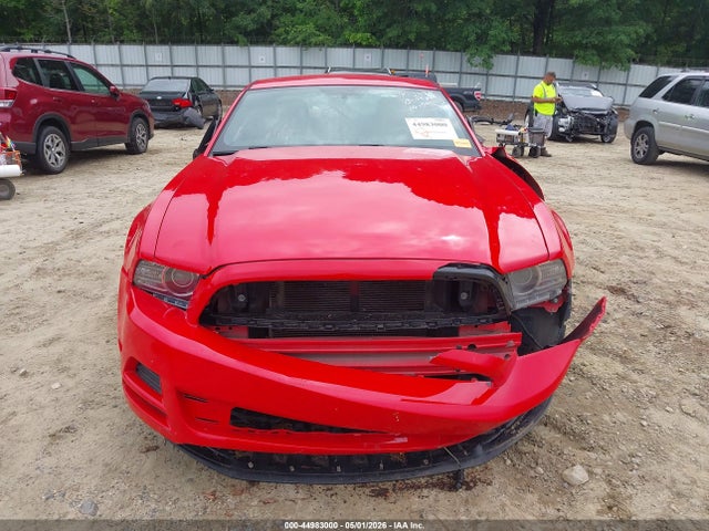 Ford Mustang V6 Premium