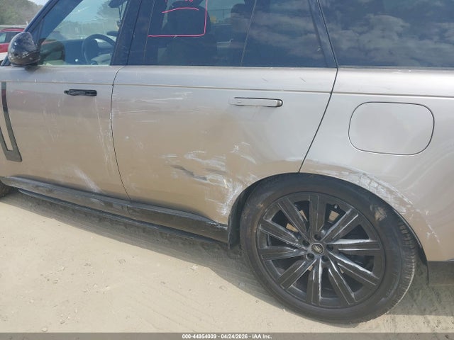 Land Rover Range Rover P440e Se