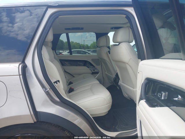 Land Rover Range Rover P440e Se