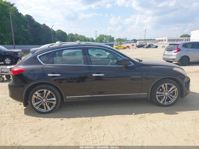 INFINITI Ex Journey