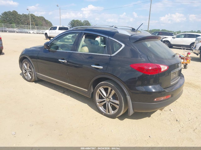INFINITI Ex Journey