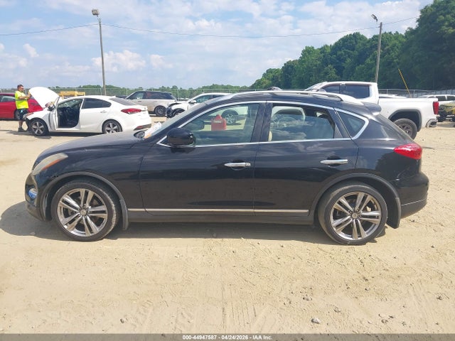 INFINITI Ex Journey