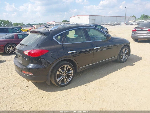 INFINITI Ex Journey