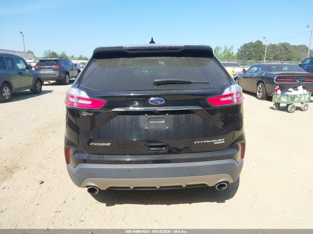 Ford Edge Titanium