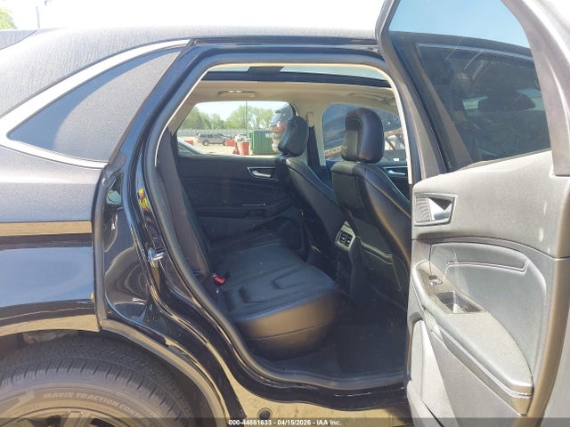 Ford Edge Titanium