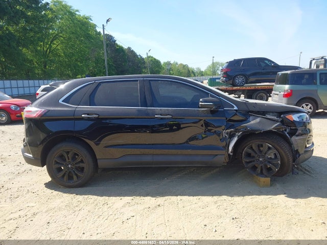 Ford Edge Titanium
