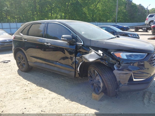 Ford Edge Titanium