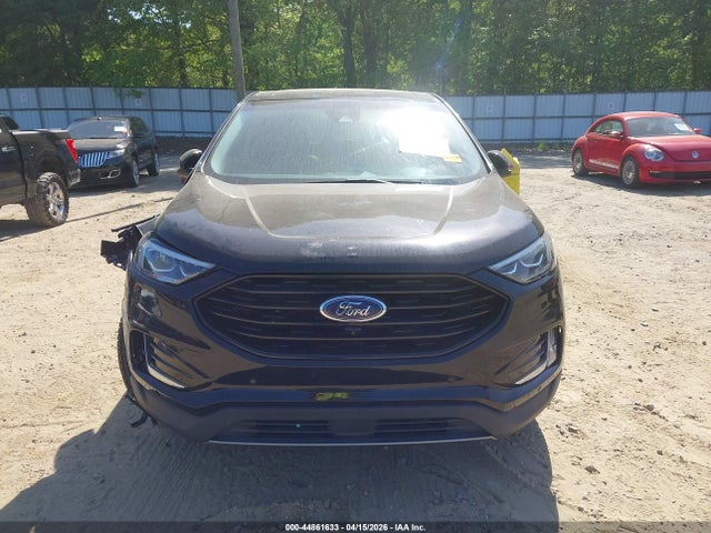 Ford Edge Titanium
