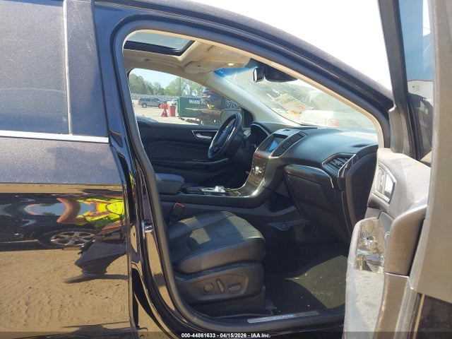 Ford Edge Titanium